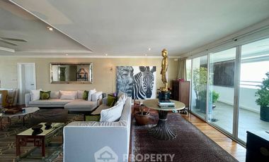 For sale 3 bedrooms condo in Watthana, Bangkok