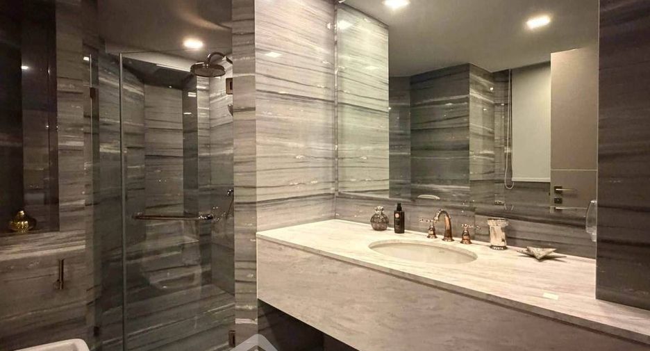 For rent and for sale 3 bedrooms condo in Khlong Toei, Bangkok
