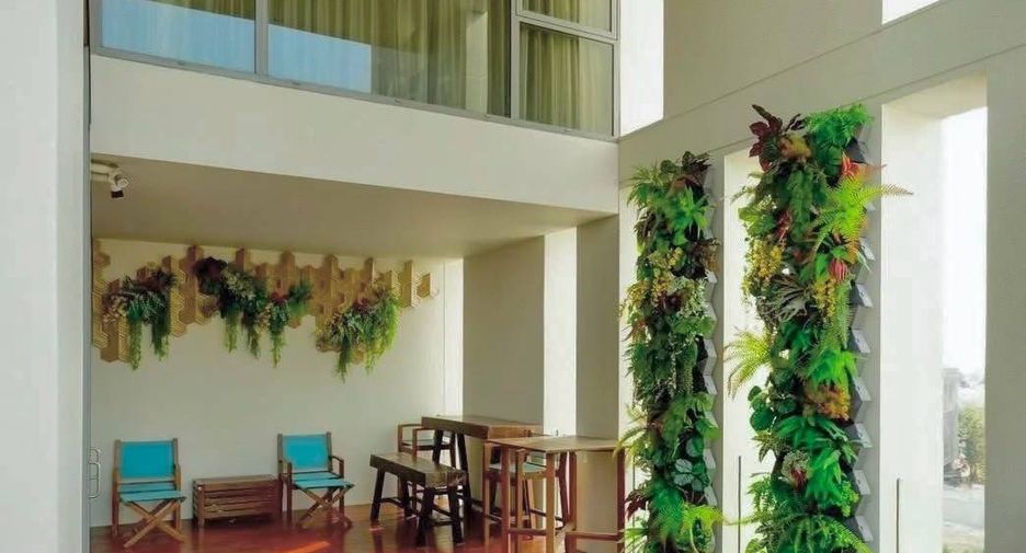 For sale 4 bedrooms condo in Sathon, Bangkok