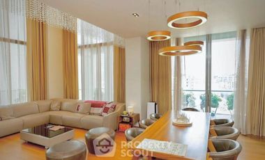 For sale 4 bedrooms condo in Sathon, Bangkok