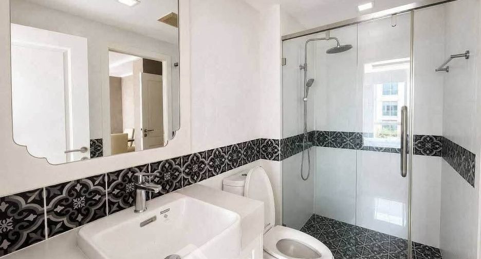 For sale 2 bedrooms condo in Jomtien, Pattaya