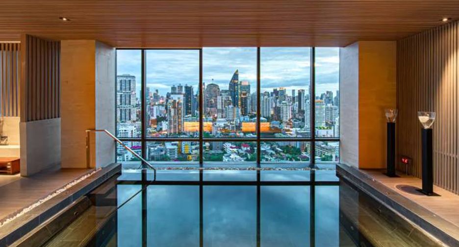 For sale 2 bedrooms condo in Watthana, Bangkok