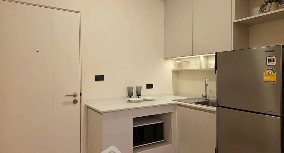 For sale 1 bed condo in Huai Khwang, Bangkok