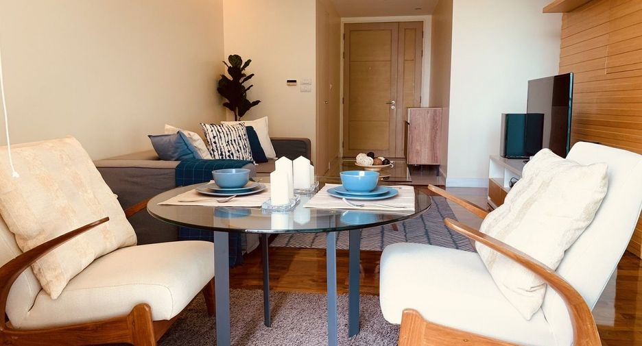 For rent 1 bed condo in Watthana, Bangkok