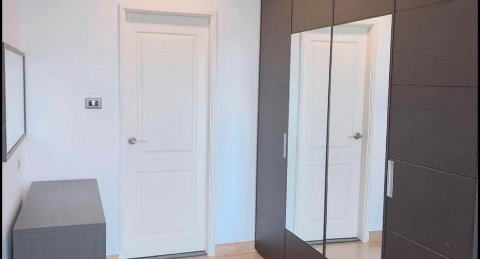 For sale and for rent 1 bed condo in Huai Khwang, Bangkok