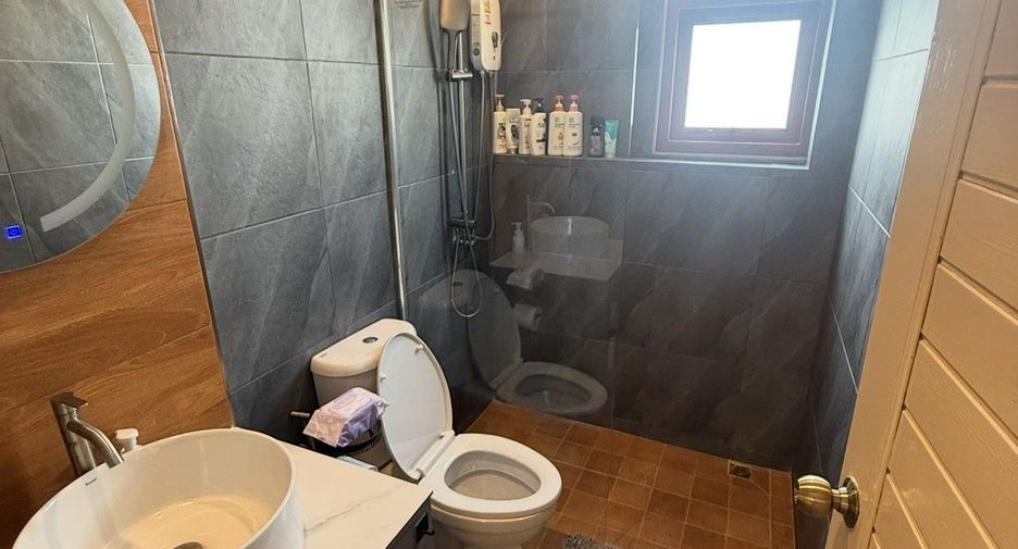 For sale 3 bedrooms townhouse in Thalang, Phuket
