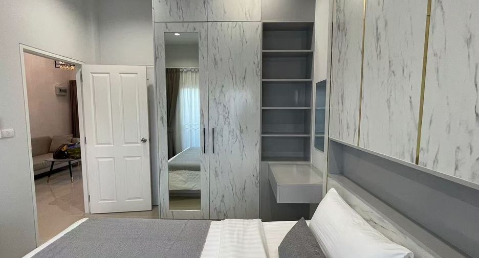 For rent 2 bedrooms townhouse in Mueang Phuket, Phuket