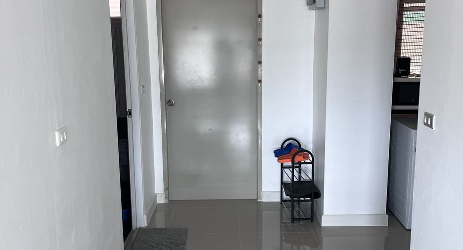 For rent 3 bedrooms condo in Mueang Phuket, Phuket