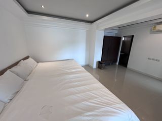 For rent 3 bedrooms condo in Mueang Phuket, Phuket
