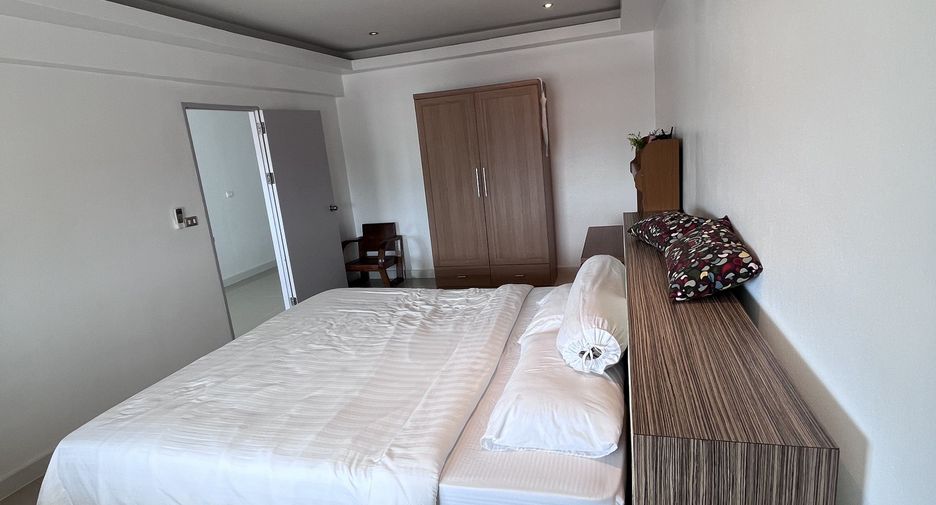 For rent 3 bedrooms condo in Mueang Phuket, Phuket