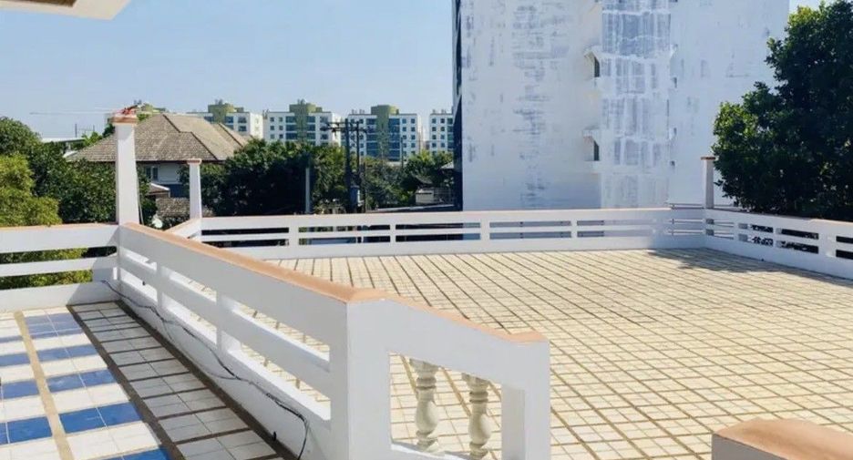 Casa en venta de 6 habitaciones en Lak Si, Bangkok