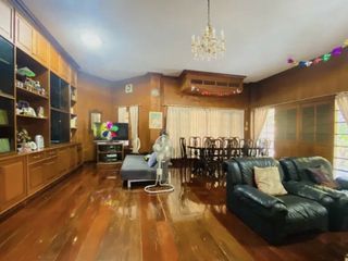 Casa en venta de 6 habitaciones en Lak Si, Bangkok