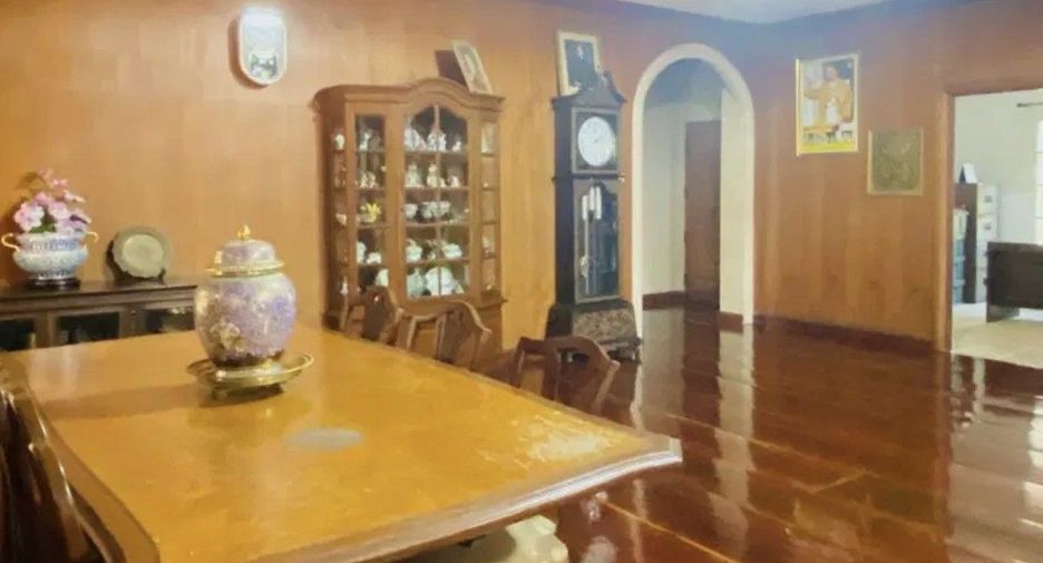 Casa en venta de 6 habitaciones en Lak Si, Bangkok