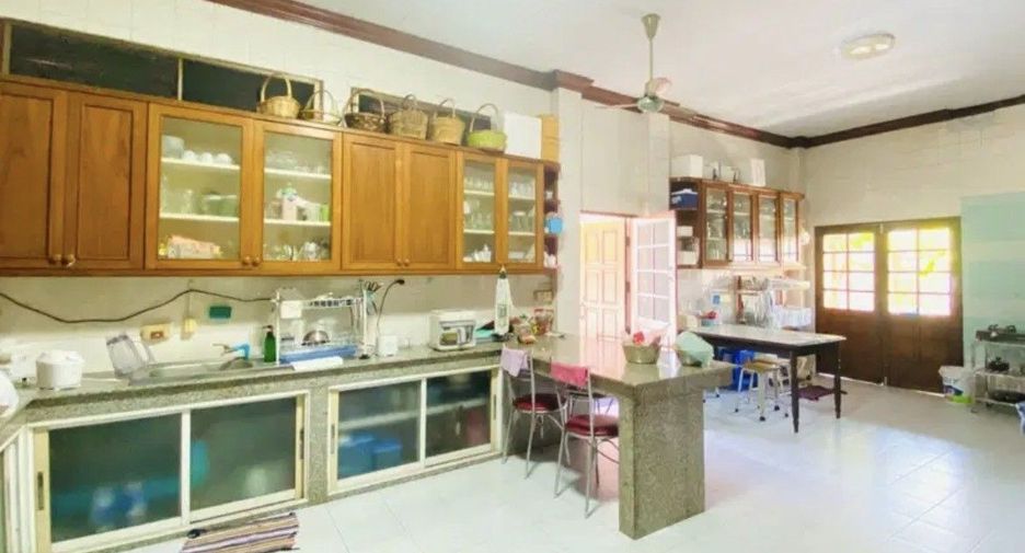 Casa en venta de 6 habitaciones en Lak Si, Bangkok