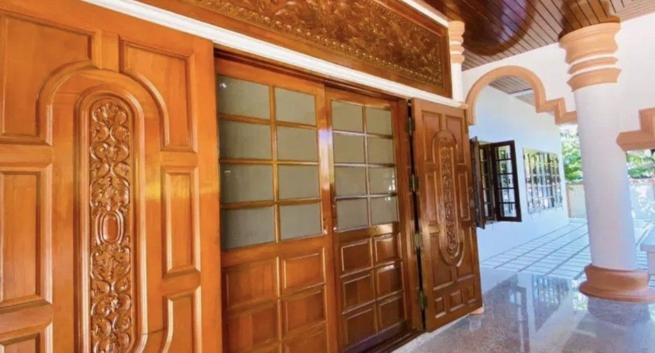 Casa en venta de 6 habitaciones en Lak Si, Bangkok