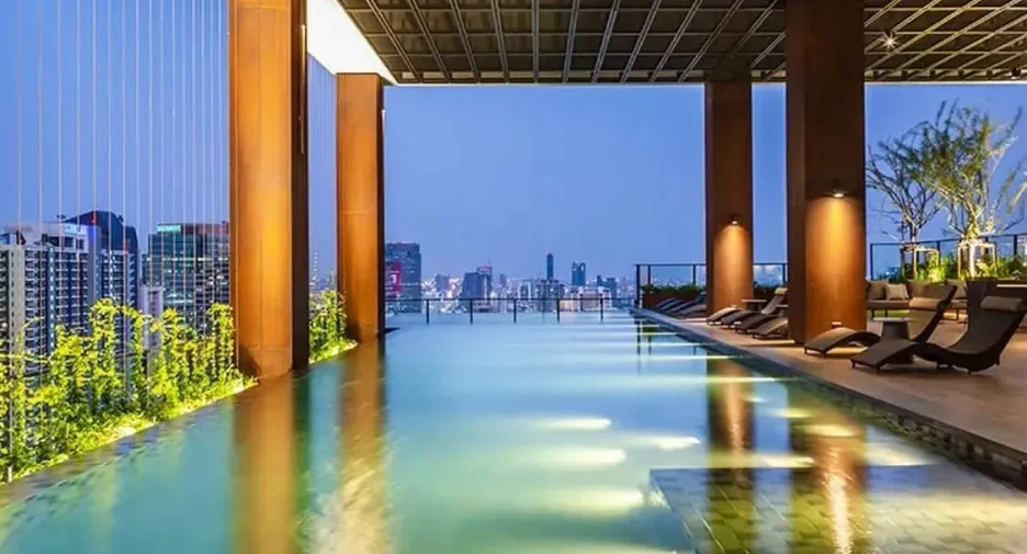 For rent 1 bed condo in Watthana, Bangkok