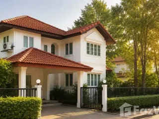 For rent 4 bedrooms house in Bang Kapi, Bangkok