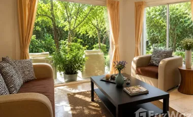 For rent 4 bedrooms house in Bang Kapi, Bangkok
