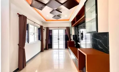 For sale 3 bedrooms house in Si Racha, Chonburi
