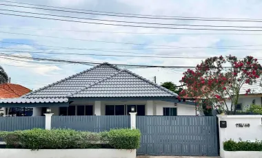For sale 3 bedrooms house in Si Racha, Chonburi