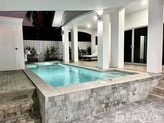 For rent 4 bedrooms villa in Mueang Phuket, Phuket