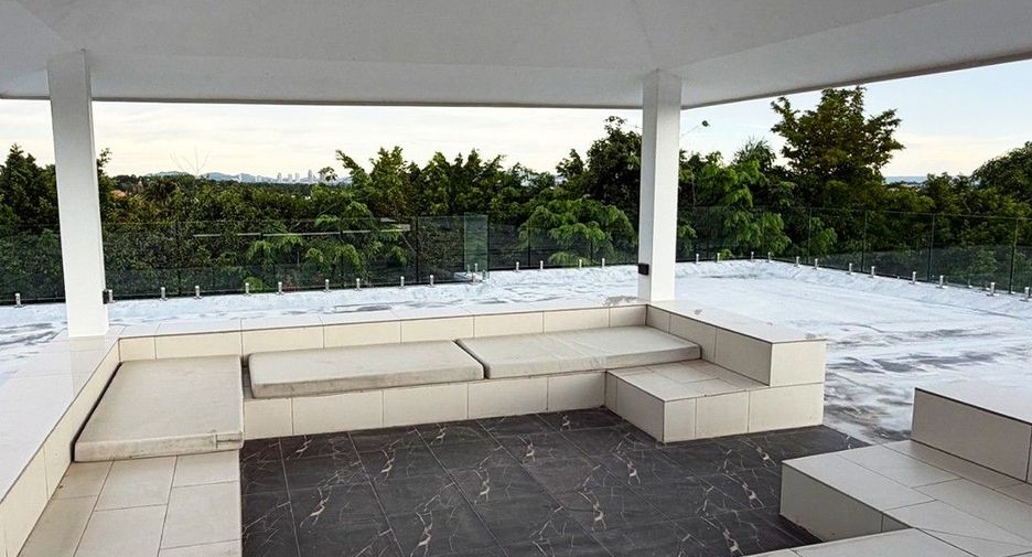 For sale 11 bedrooms villa in Bang Lamung, Chonburi