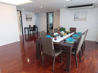 For rent 3 bedrooms apartment in Sathon, Bangkok