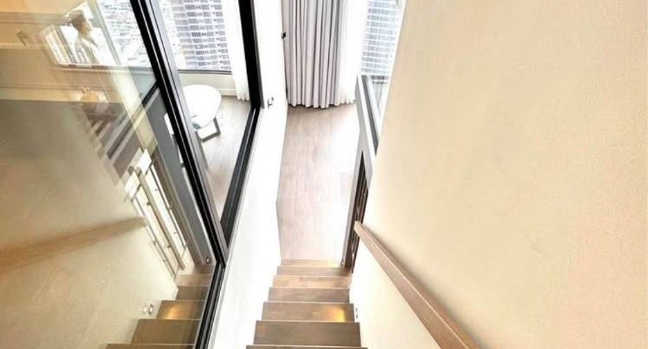 À vendre 3 chambres condo à Bang Rak, Bangkok