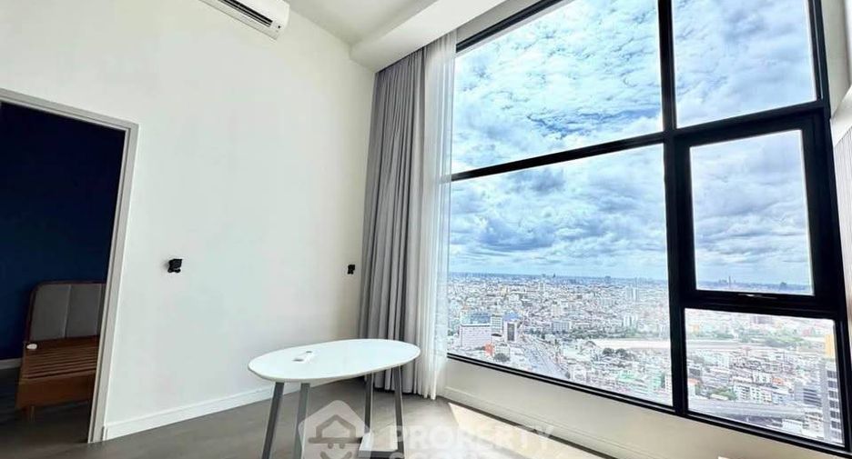 À vendre 3 chambres condo à Bang Rak, Bangkok