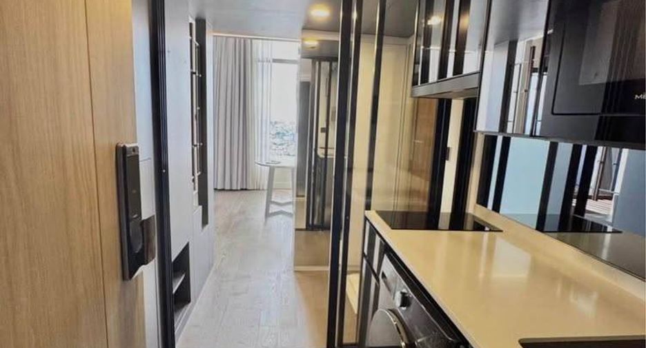 À vendre 3 chambres condo à Bang Rak, Bangkok