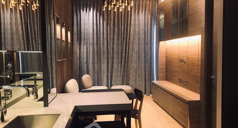 Condo en alquiler de 1 habitaciones en Pathum Wan, Bangkok