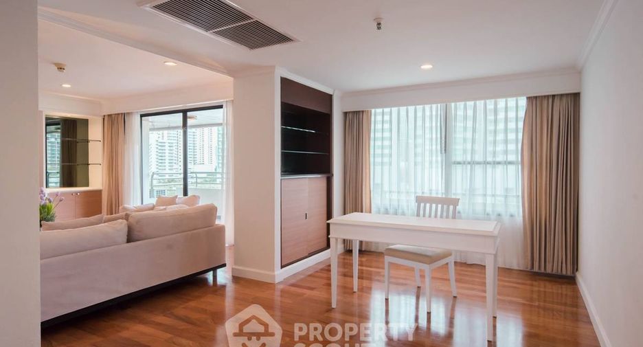 For rent 4 bedrooms apartment in Khlong Toei, Bangkok