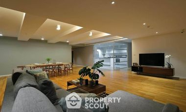 For rent 3 bedrooms apartment in Watthana, Bangkok