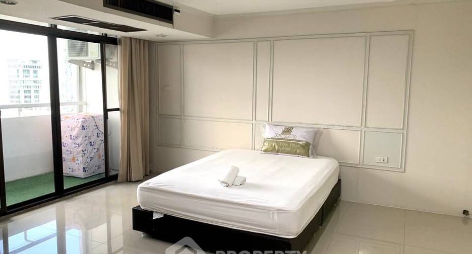 Wohnung zur Miete mit 3 Zimmer in Watthana, Bangkok