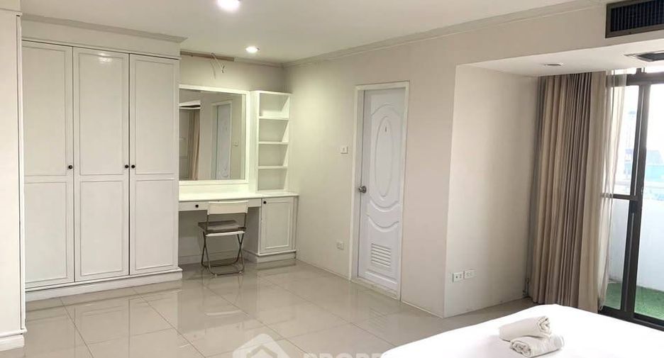Wohnung zur Miete mit 3 Zimmer in Watthana, Bangkok