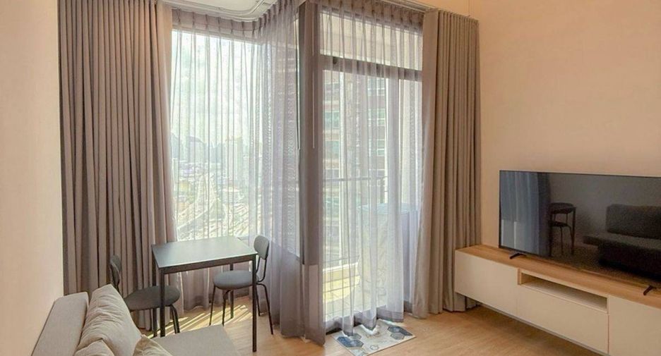 For rent 1 bed condo in Huai Khwang, Bangkok