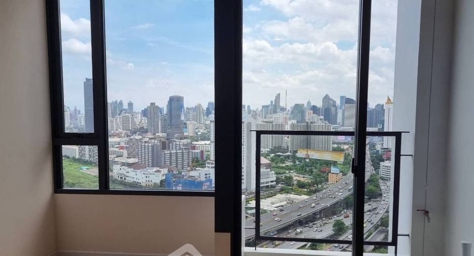 For rent 1 bed condo in Huai Khwang, Bangkok