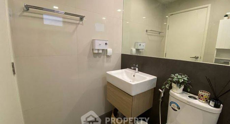 For rent 1 bed condo in Phra Khanong, Bangkok