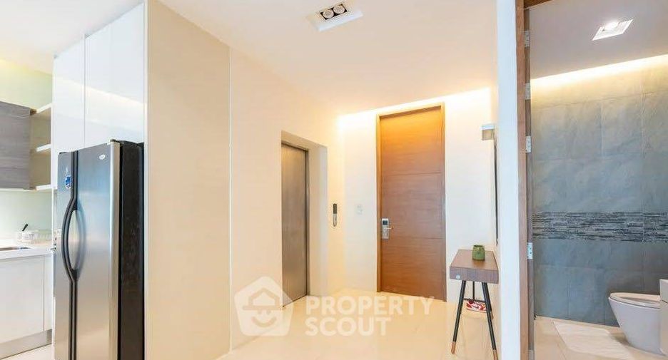 For rent 2 bedrooms condo in Bang Lamung, Chonburi
