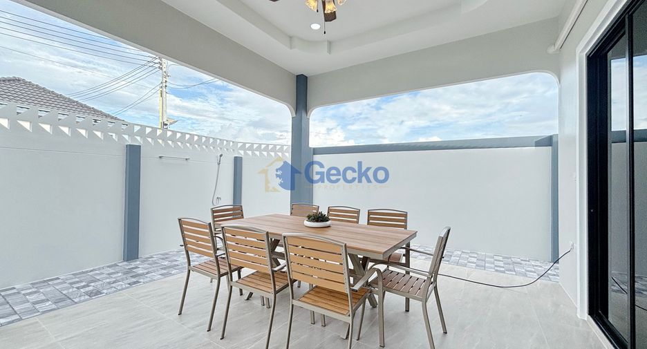 Casa en venta de 4 habitaciones en Bang Lamung, Chonburi