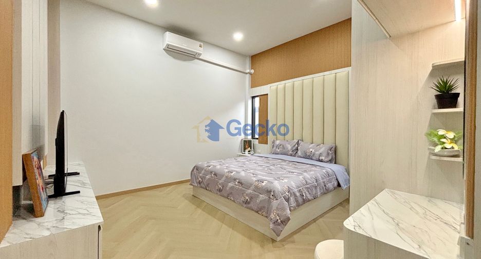 Casa en venta de 4 habitaciones en Bang Lamung, Chonburi