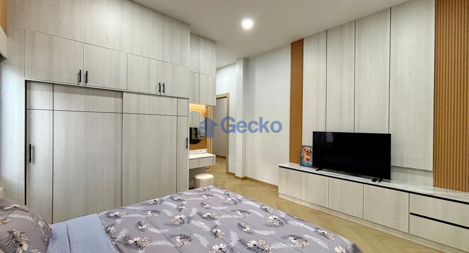 Casa en venta de 4 habitaciones en Bang Lamung, Chonburi