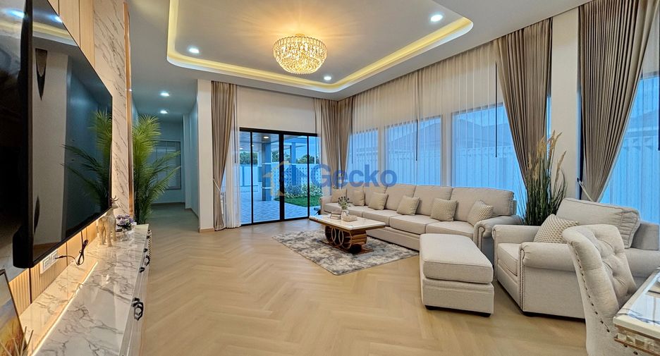 Casa en venta de 4 habitaciones en Bang Lamung, Chonburi