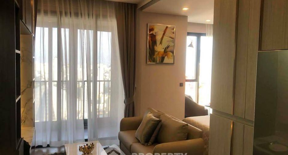 À louer 1 chambre condo à Phra Khanong, Bangkok