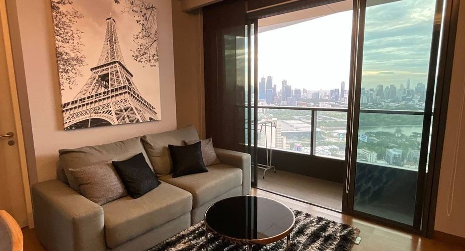For rent 2 bedrooms condo in Khlong Toei, Bangkok
