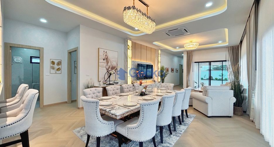 Casa en venta de 4 habitaciones en Bang Lamung, Chonburi