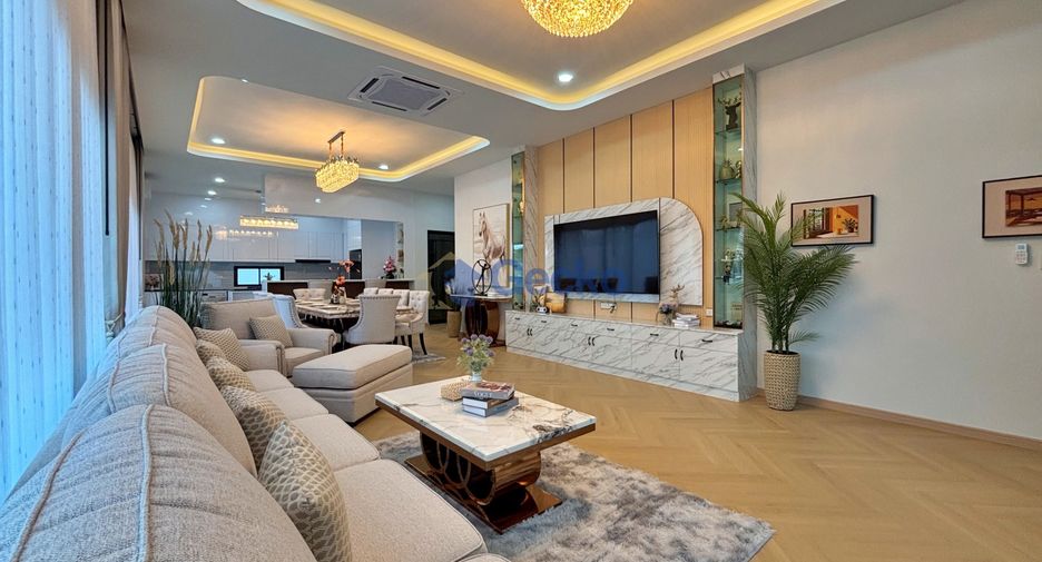 Casa en venta de 4 habitaciones en Bang Lamung, Chonburi