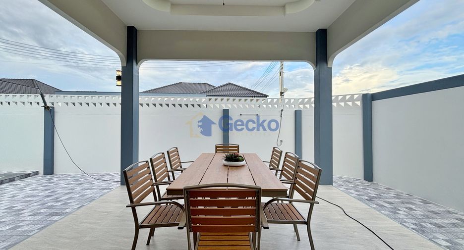 Casa en venta de 4 habitaciones en Bang Lamung, Chonburi