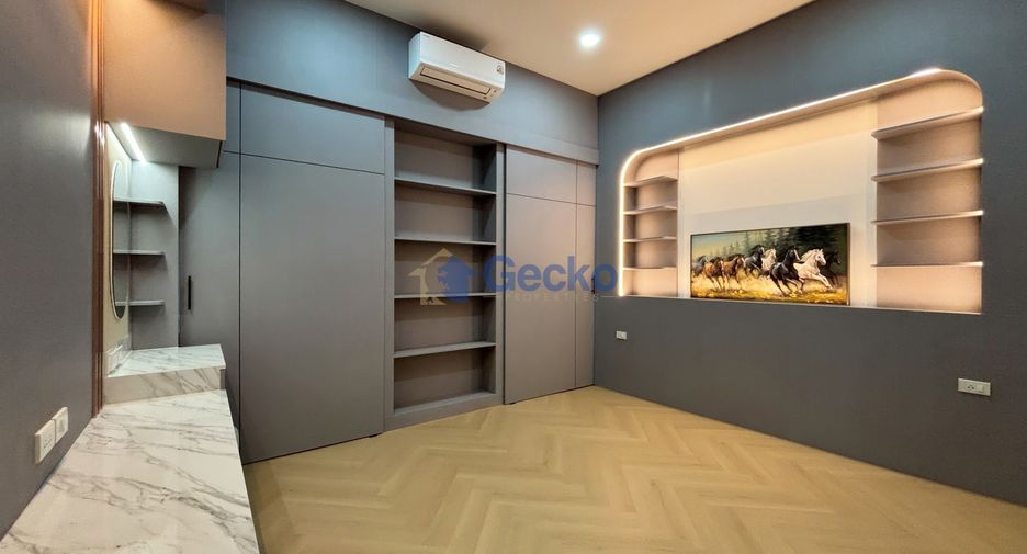 Casa en venta de 4 habitaciones en Bang Lamung, Chonburi