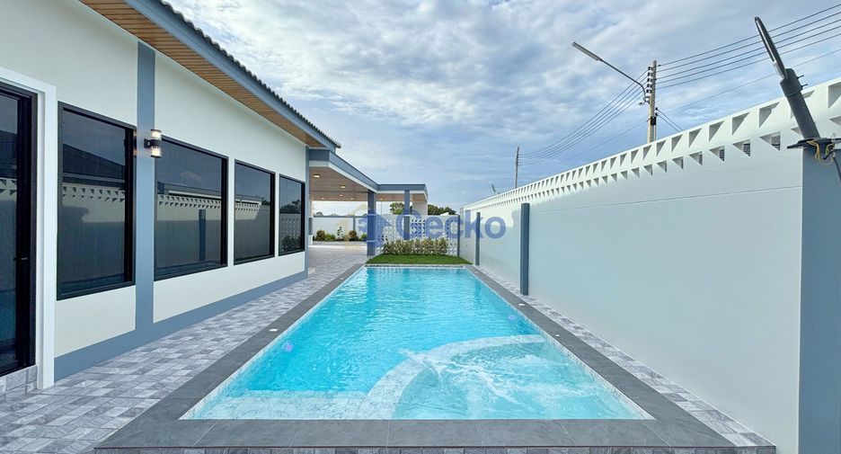 Casa en venta de 4 habitaciones en Bang Lamung, Chonburi